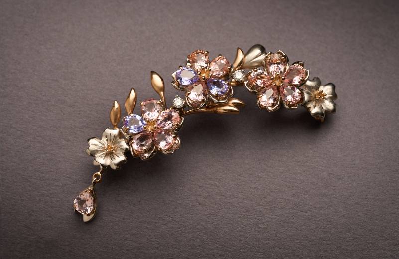 Brooch